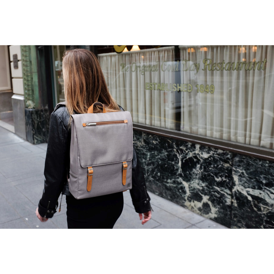 Moshi helios lite discount slim laptop backpack